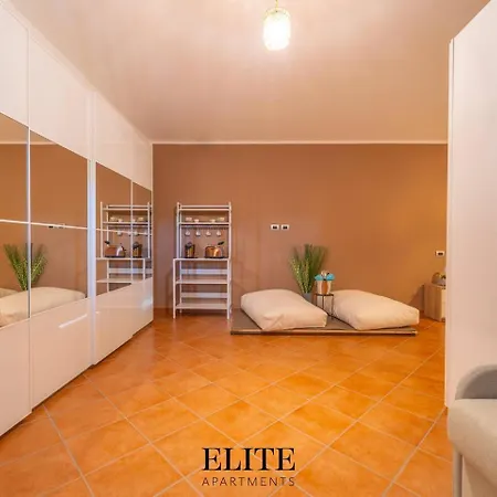 Hotel apartamentowy Lussuosa Con Piscina A Porto Rotondo Cugnana