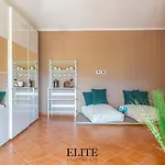 Ianuaria, Raffinata Con Piscina A Porto Rotondo アパートホテル クニャナ