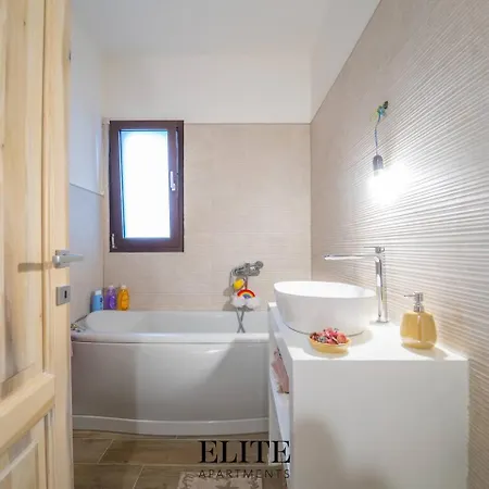 Aparthotel Lussuosa Con Piscina A Porto Rotondo Cugnana