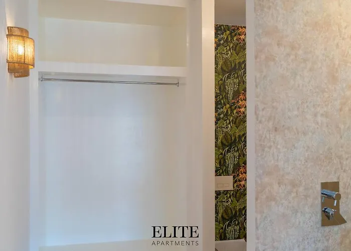 Apartmanhotel Lussuosa Con Piscina A Porto Rotondo