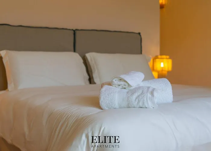 Apartmanhotel Lussuosa Con Piscina A Porto Rotondo *