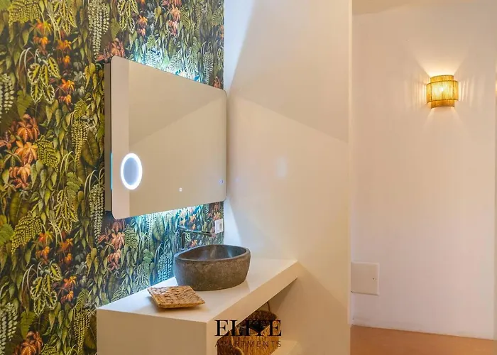 Lussuosa Con Piscina A Porto Rotondo Apartmanhotel Cugnana