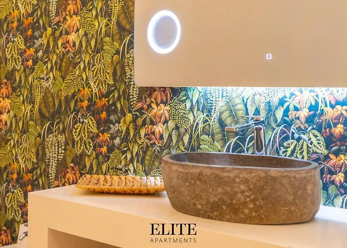Apartmanhotel Lussuosa Con Piscina A Porto Rotondo *