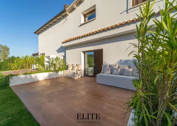 Lussuosa Con Piscina A Porto Rotondo Apartmanhotel *